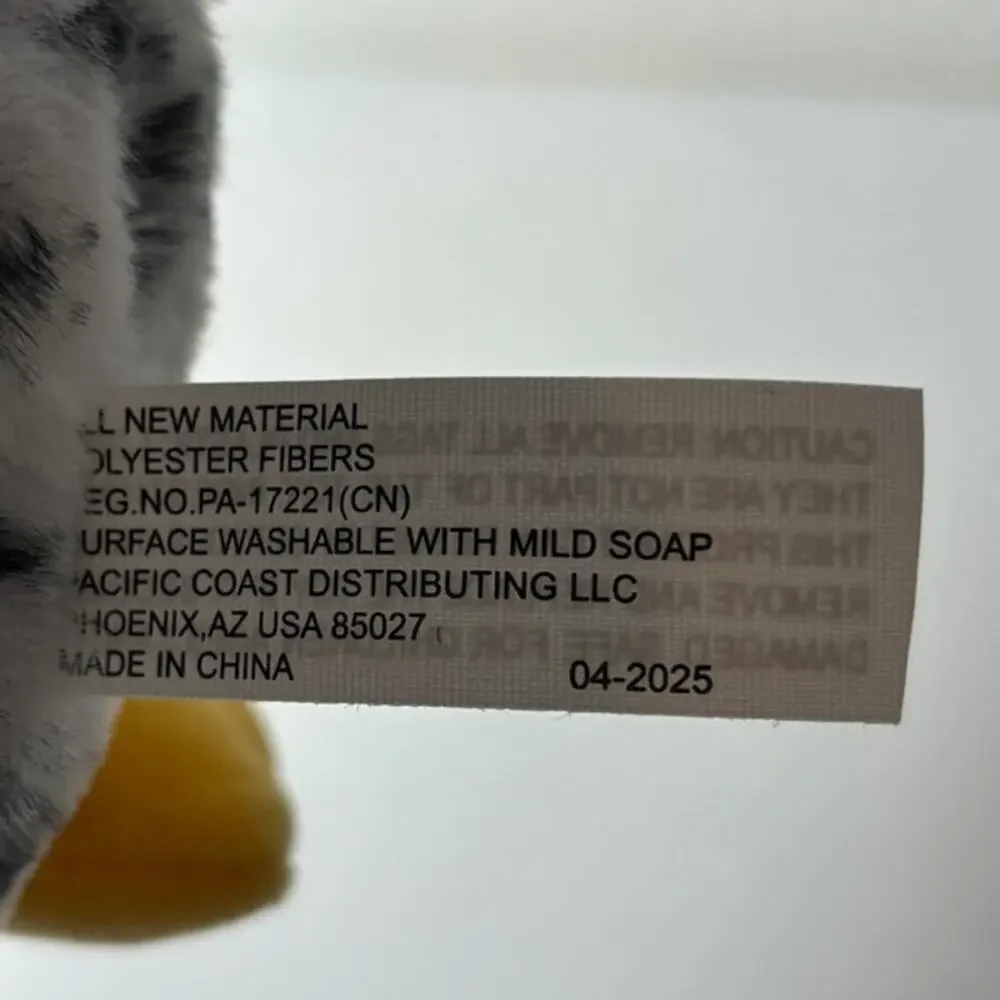 PetSmart NWT Wonder the Snow Owl 2025 Squeaker Dog Toy Plush Stuffed Animal
